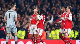 而与此同时 而与此同时