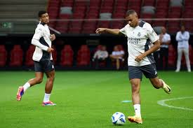 随着本赛季 随着本赛季